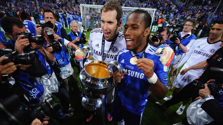Petr Cech and Didier Drogba