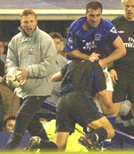 Unsworth and Gronkjaer scuffle