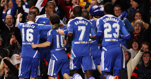 Chelsea celebrate Drogba's first goal