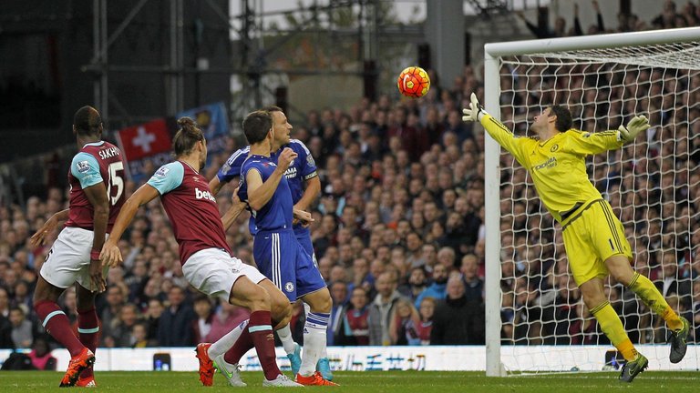 Andy Carroll scores for West Ham