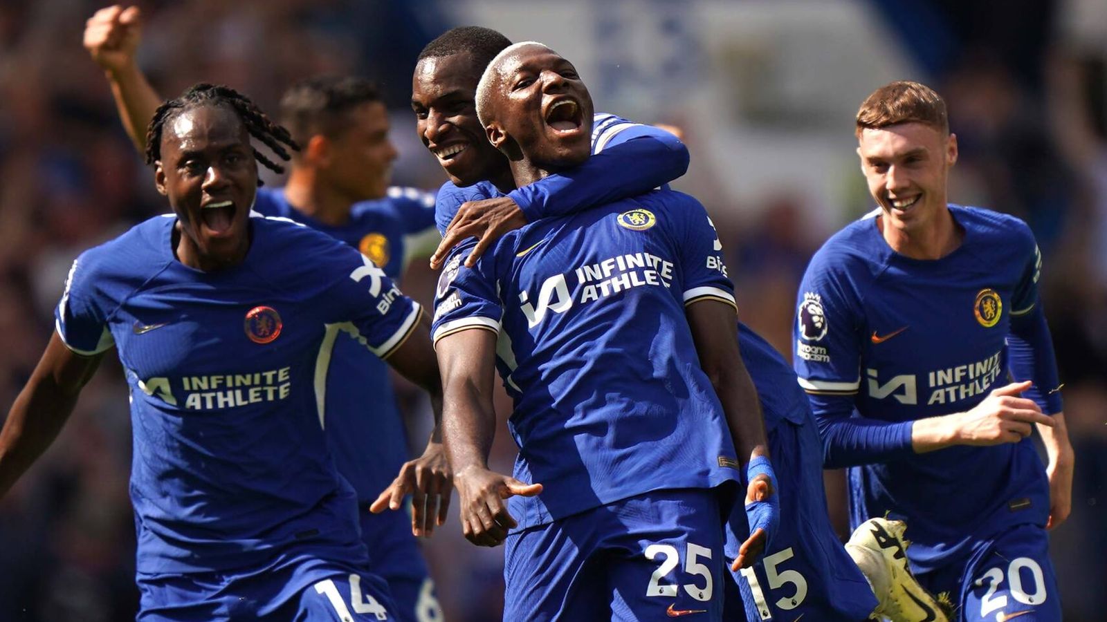 Moises scores for Chelsea